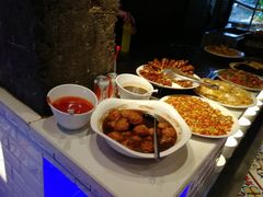 -海吃海喝海鲜烤肉餐厅