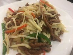 茭白炒牛肉-雪园上海饭店(港湾1号店)