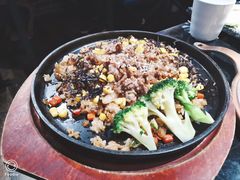 -鹤江桥·红油牛肉粉(SKP店)