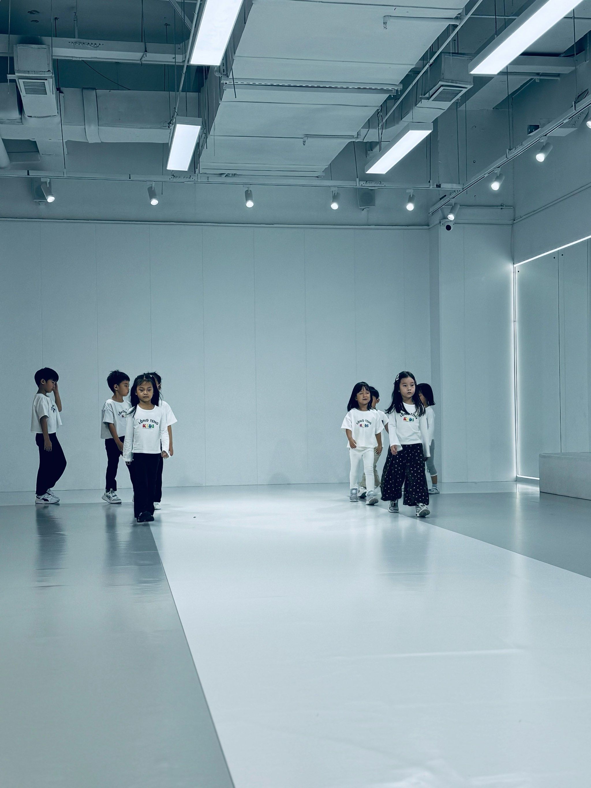 少儿模特幼儿班上课记录