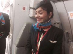 -西沃古尔·拉姆古兰爵士国际机场