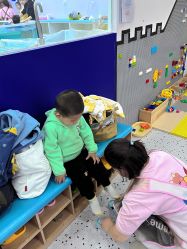 -熊小米专业儿童游泳馆