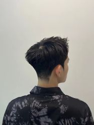-海文先生国潮烫染男士理发馆