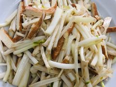 -天乐农家鱼头王(天目湖店)