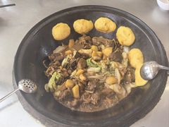 -粘豆包柴火铁锅炖