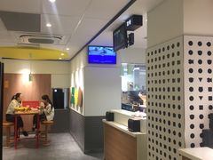 -麦当劳(百联西郊购物中心店)