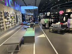 -NIKE品牌体验店(金源新燕莎店)