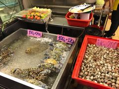 -J Daeng Seafood