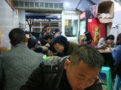 等位区-花市豌杂面(民生路店)