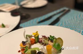 Pan-Seared Scallop Salad