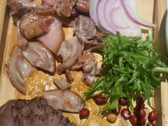 -关东小磨东北菜(漕河泾印象城店)