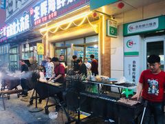 -兆辉木炭海鲜烧烤·海鲜小炒