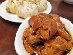 红烧猪爪-老半斋(福州路店)