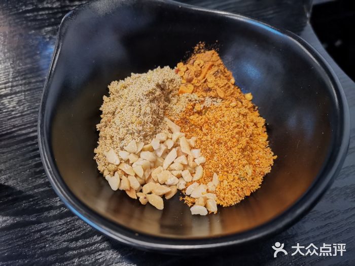老钢炮炭火料理(一锅两吃)图片