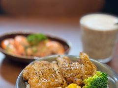 -8PINTS八品脱·日料·烧鸟·精酿小酒馆(莘庄店)