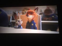 -天幕新彩云国际影城(激光巨幕店)