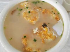 -广客美食坊(丹霞山店)