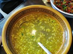 -富正毅三下锅·湘西韵味(天门山索道店)