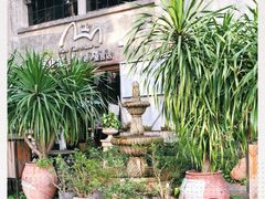 -more than meow吴止猫主题餐厅(承德 中船汇店)