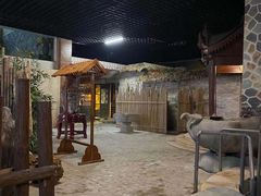 -泉城欧乐堡戏水湾艺术养生温泉