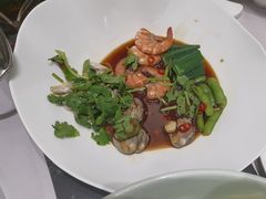 -红鼎豆捞·非遗鲍皇汤火锅(宝丰路店)