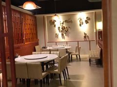 -隆隆金大茶楼(地王广场店)