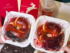 -HOT CRUSH趁热集合·现烤面包(环球港店)