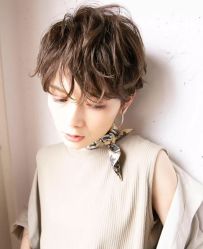-GIRL STYLE 烫发·染发沙龙