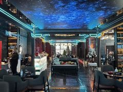 -屋有岛沉浸游戏旗舰店(中山公园店)