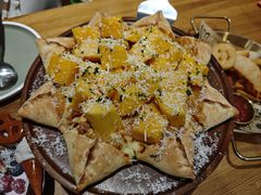 -Dragon Pizza•圆脸龙披萨·牛排餐厅