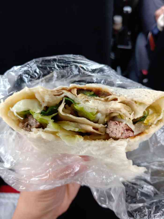 老韩煎饼卷串(小作坊店)-"78沂水的特色就是煎饼卷串了,来沂水一定