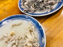 -爆肚金生隆(荣和天誉店)