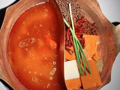 -墨居上隐·院子里火锅(峨眉店)