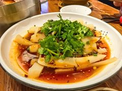 -苗家大院酸汤鱼(贵阳北站店)