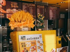 -麦当劳(杨林得来速店)