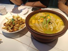 -阿瓦山寨·湘菜现炒·剁椒鱼头王(咸阳总店)