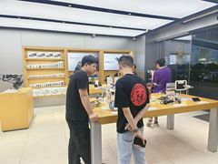 -DJI大疆(深圳华强北曼哈授权体验店)