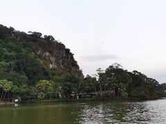 -星湖旅游景区七星岩