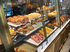 面包甜点陈列柜-多乐之日(西苑龙湖店)