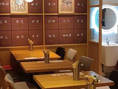-必胜客(WOW昙华林店)
