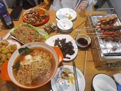 -烤满分·东北烧烤(首经贸店)