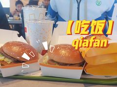 -麦当劳(北苑秋实路店)