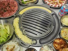 -GOGIYA·咕叽吖韩国传统烤肉店(东方新天地店)