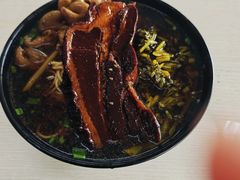 -小龙大肉面馆