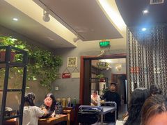 -万记麻辣烫国展总店