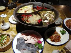 -白乐天毛肚火锅馆(南滨路店)