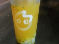 -CoCo都可(湖滨银泰店B区店)