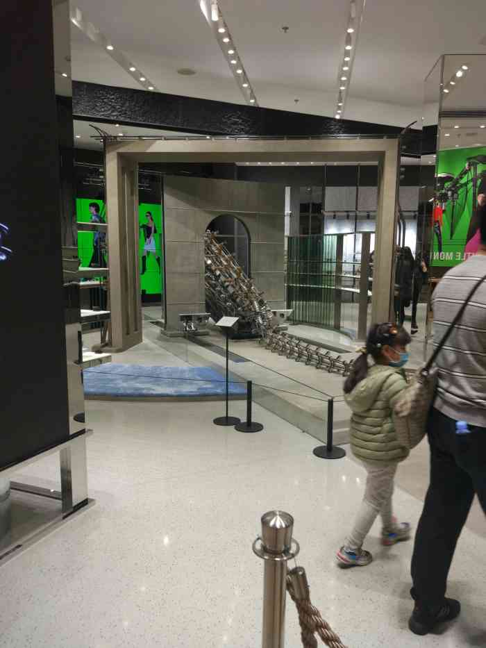 gentle monster(国金中心商场店)-"夏天快到了,墨镜是必备品,买过很多