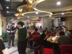 大堂-蒙肥羊·酸汤潮牛·鲜牛肉火锅烤肉自助(岗顶店)