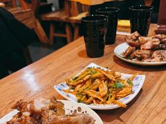 -万记麻辣烫国展总店